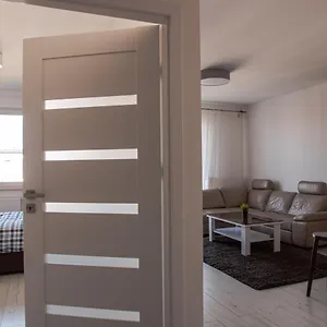 Sdh Comfortable Near Chopin Airport Апартаменты Варшава